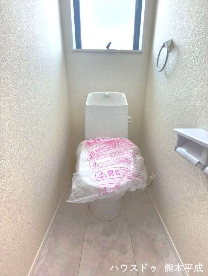 2階にもトイレがあり、朝の混雑の解消にも役立ちます