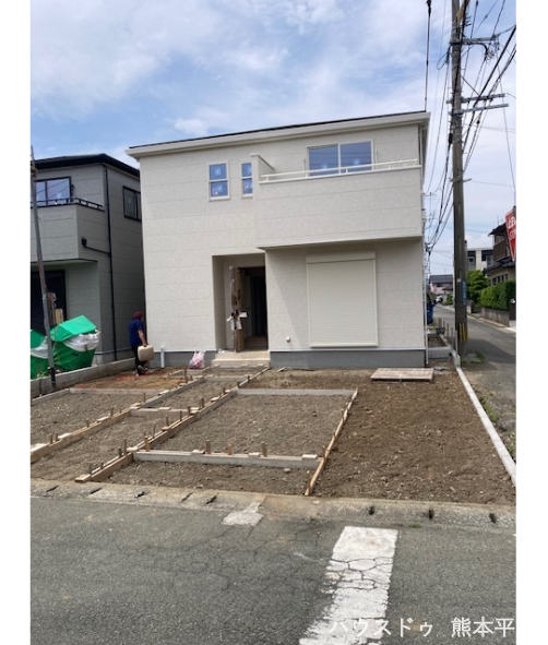 【外観】
白を基調としたデザインで爽やかな外観。