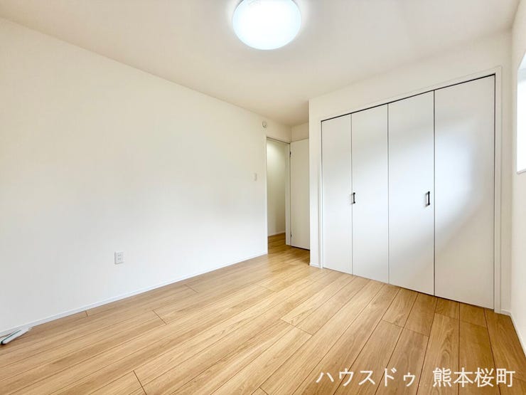 ■5.6帖洋室■寝室、書斎、趣味の部屋。家族の成長やライフスタイルに合わせ、様々な使い方ができる快適な空間です。