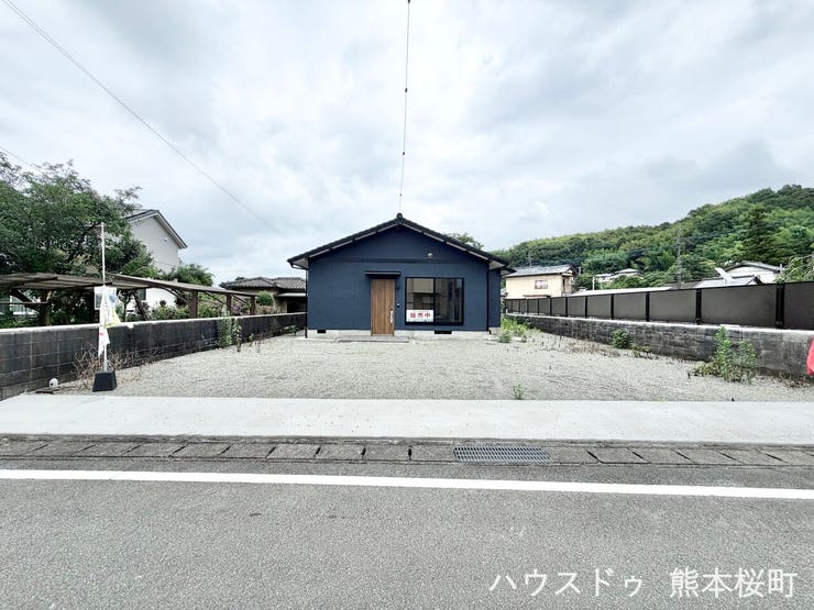 ■車と趣味の幅が広がる場所■単なる駐車スペースではない、洗車やタイヤ交換、DIYにも使える多目的な屋外スペースです。