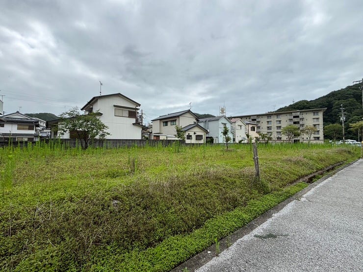 【外観】
●約428坪の敷地面積♪
●事業用地や、アパート用地にもおススメ!
●建築条件ありません◎
●十津小学校区