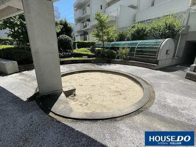 小さな砂場