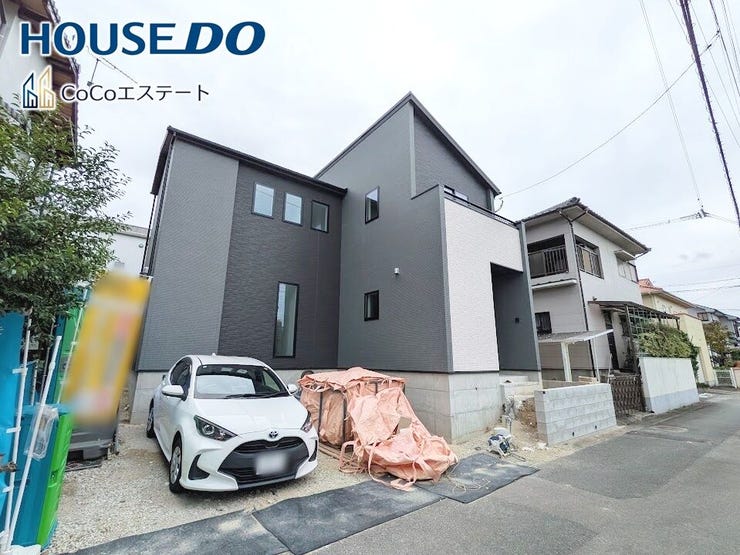 □■駐車場■□
駐車スペース2台分♪
来客時にも安心。