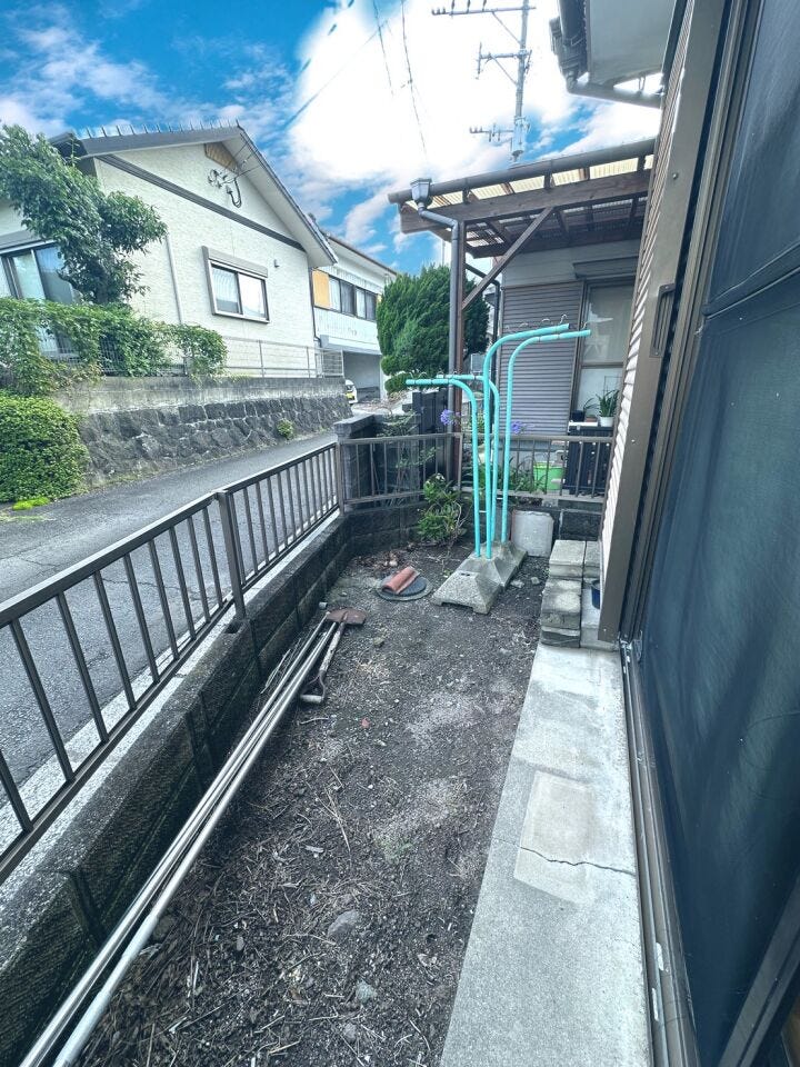 南側庭 洗濯物干し場