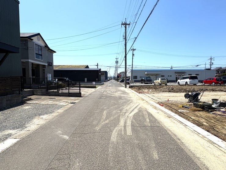 南側前面道路