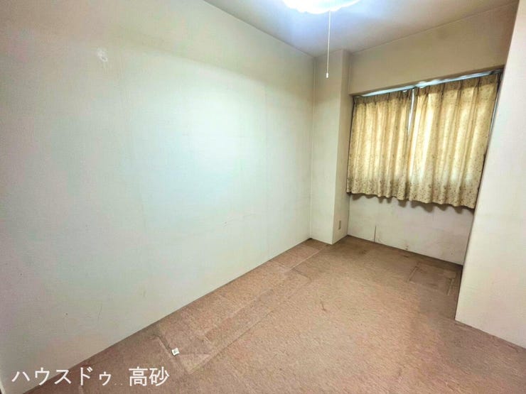 寝室にも書斎にも、暮らしに合わせて変わる洋室です(撮影日:2026.710)