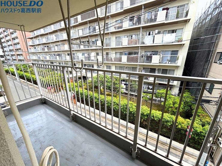 北東向きのため朝日が差し込み、夏は涼しく過ごせます。