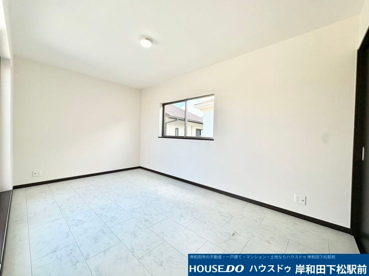 2階7.5帖洋室。広々した居室です♪主寝室としていかがでしょうか?