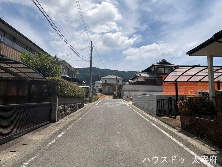 現況と異なる場合は、現況優先となります。
2026年11月完成を予定しております。
【2026.8.1撮影】
