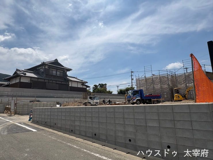 現況と異なる場合は、現況優先となります。
2026年11月完成を予定しております。
【2026.8.1撮影】