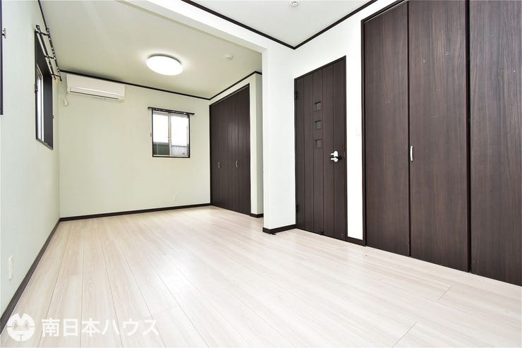 【洋室】5帖と4.5帖の洋室です!仕切り壁がなく広々と使用できます!