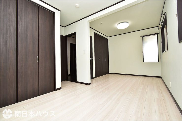 【洋室4.5帖と5帖】