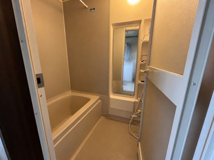 ※AIで荷物を消しているため、現状と異なる場合がございます。