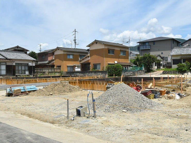 外観を南西側より撮影 2026.07.12