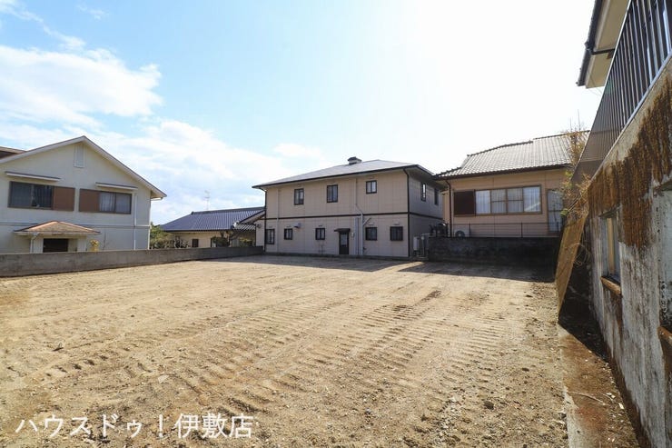 【外観写真】
18帖LDKはリビング階段仕様で、思春期の子どもとも毎日自然に顔を合わせられます