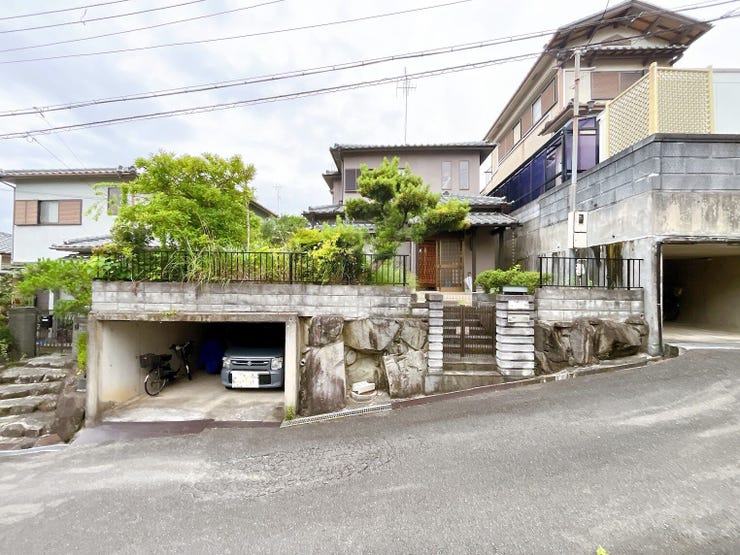 【外観】
「菖蒲池駅」より徒歩約11分の立地◎