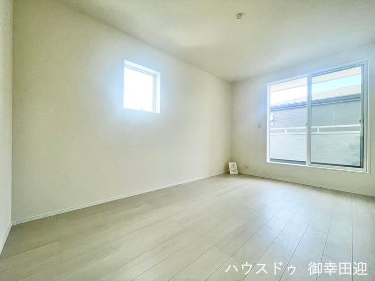 ■2階6.7帖洋室■心からリラックスできる静けさ、上質な眠りで、毎日をリセットします。明日への活力を養う空間です。