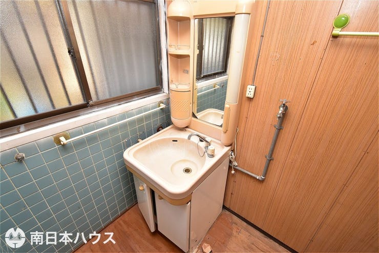 【洗面台】シンプルな洗面台!リフォームのご相談もお気軽にお問合せください♪