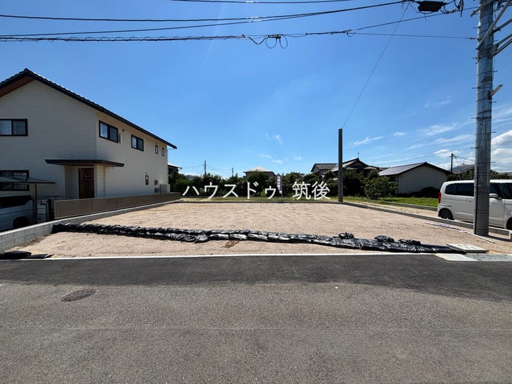 【外観】
約68坪超のB号地。建築条件なしのため、お好きなハウスメーカー・工務店で建築可能です。