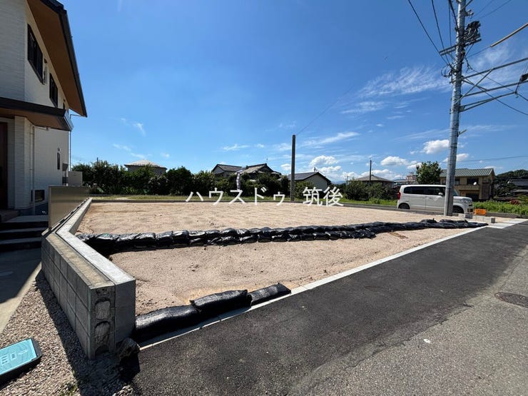 現地では敷地の広さや形状、周辺の雰囲気を実際にご確認いただけます。