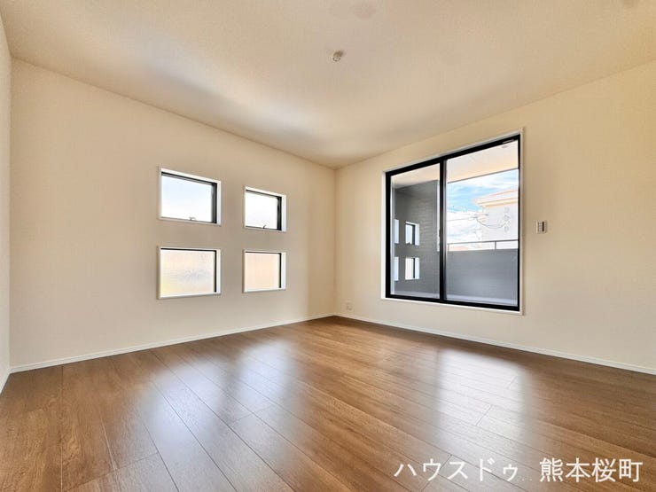■2階8.5帖洋室■心からリラックスできる静けさ、上質な眠りで、毎日をリセットします。明日への活力を養う空間です。