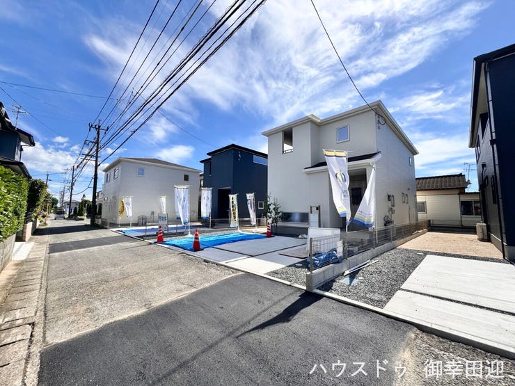 ■理想を叶える新しい暮らしの舞台■高いデザイン性と機能性を兼ね備えた住まい。ここで、家族の新しい物語が始まります。