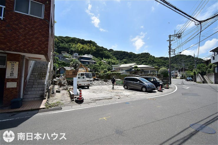 【外観】令和8年7月12日 撮影
市営/びくに坂バス停まで徒歩1分
南風病院まで徒歩5分