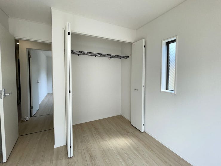 ◇クローゼット◇ 同仕様
全居室収納付き♪
お部屋がスッキリとお使いいただけます♪