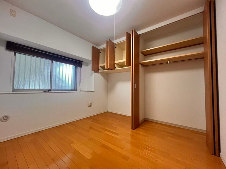 各部屋の収納も充実してます♪