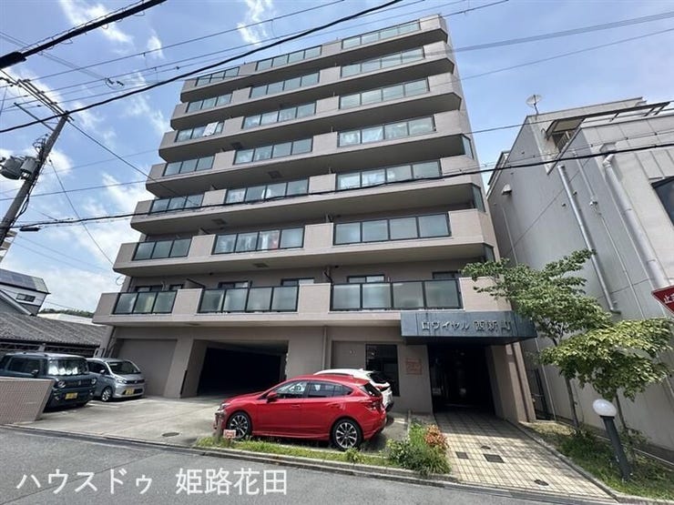 【外観】
フルリフォーム済♪