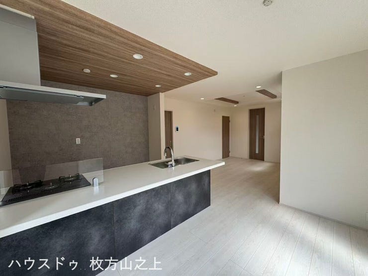 明るく開放感のあるLDK。ゆったりとした時間を過ごせます。