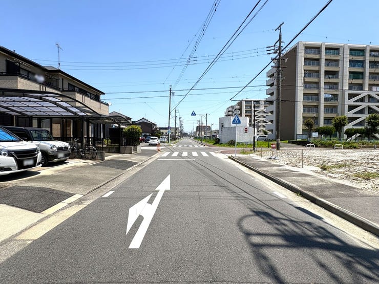 北側前面道路