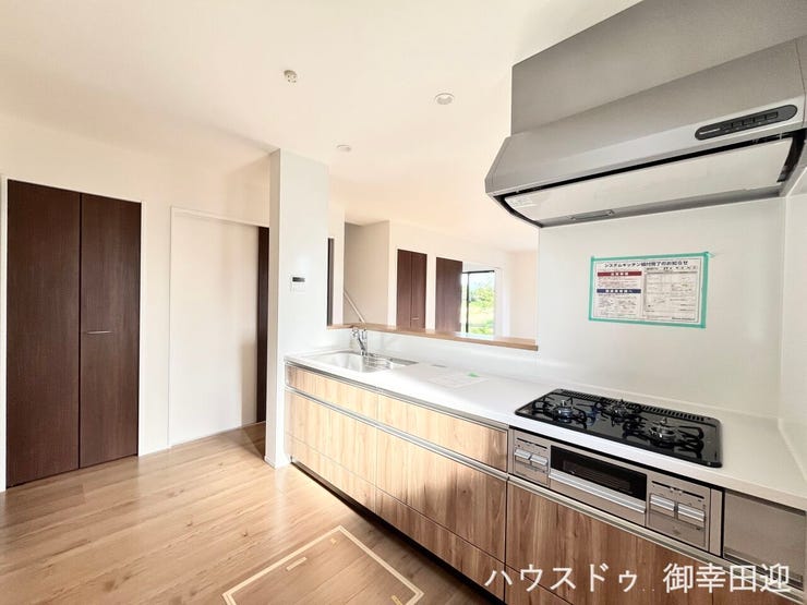 ■家族の「美味しい」が集まる舞台■高い機能性と美しいデザインを両立。料理する人も、待つ人も、笑顔になれる場所です。