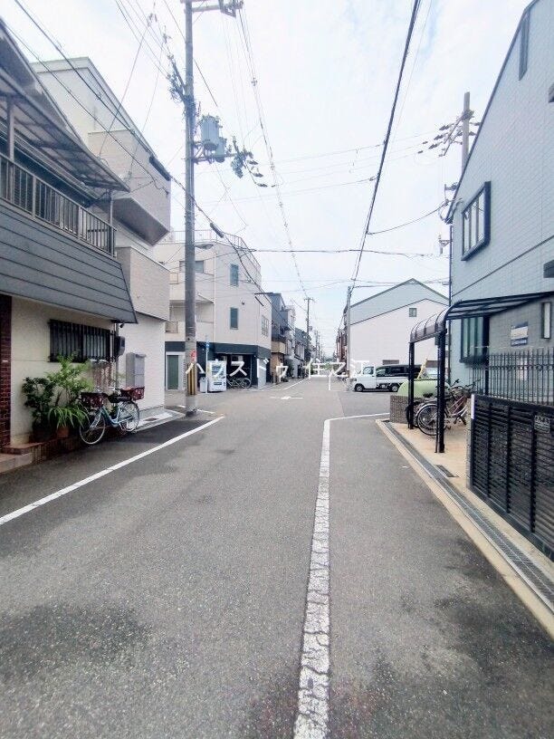 ★前面道路を含む現地写真