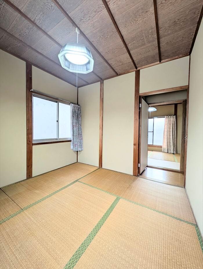 2階 4.5帖の和室