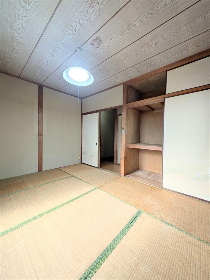 2階 6帖の和室