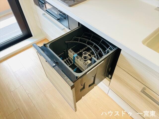 【食器洗浄乾燥機】
