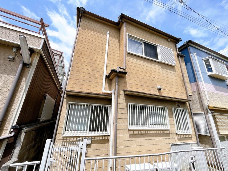 静かで落ち着いた閑静な住宅地です。
子育て世代の生活環境としても最適です◎