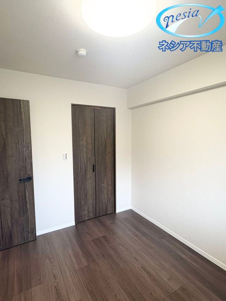 ■洋室■
明るく開放感のある洋室で心地よい毎日を過ごせます
寝室や子ども部屋にもぴったりの空間です