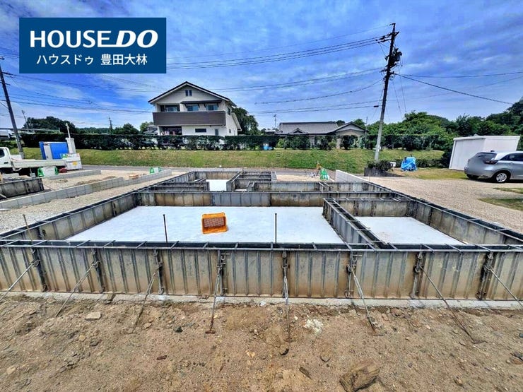 *井上小学校・井郷中学校*
見るだけ聞くだけOK!【お気軽に資料請求!不動産のことならなんでも/ハウスドゥ豊田大林】