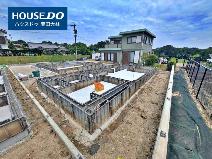 *井上小学校・井郷中学校*
見るだけ聞くだけOK!【お気軽に資料請求!不動産のことならなんでも/ハウスドゥ豊田大林】