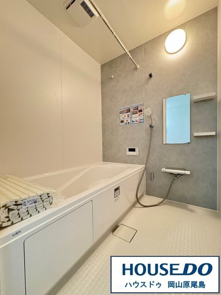 ゆったり広いバスルームは日々の疲れを癒してくれます。
※同施工会社の物件イメージ写真です。