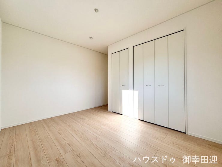 ■2階6.5帖洋室■心からリラックスできる静けさ、上質な眠りで、毎日をリセットします。明日への活力を養う空間です。