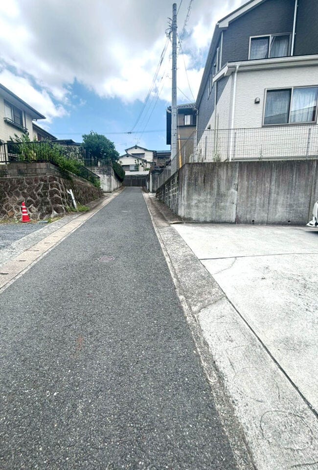【駐車場4台以上】オール電化♪省エネ給湯器♪全居室収納♪モニター付きインターホン♪浴室乾燥機♪