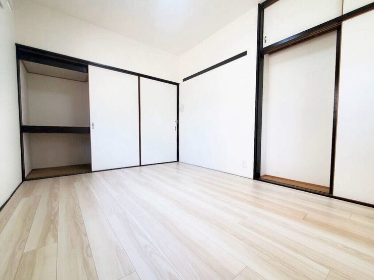 【Bedroom】主寝室や子ども部屋、在宅ワークにも使える洋室。暮らしに合わせて自由にレイアウトできます。