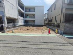 草加市氷川町