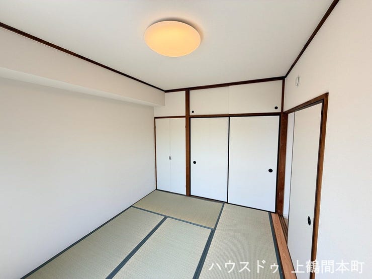 客間としてもくつろぎ空間としても活躍する一室。