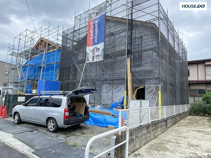 建築中。2026.7.13撮影。9月完成予定