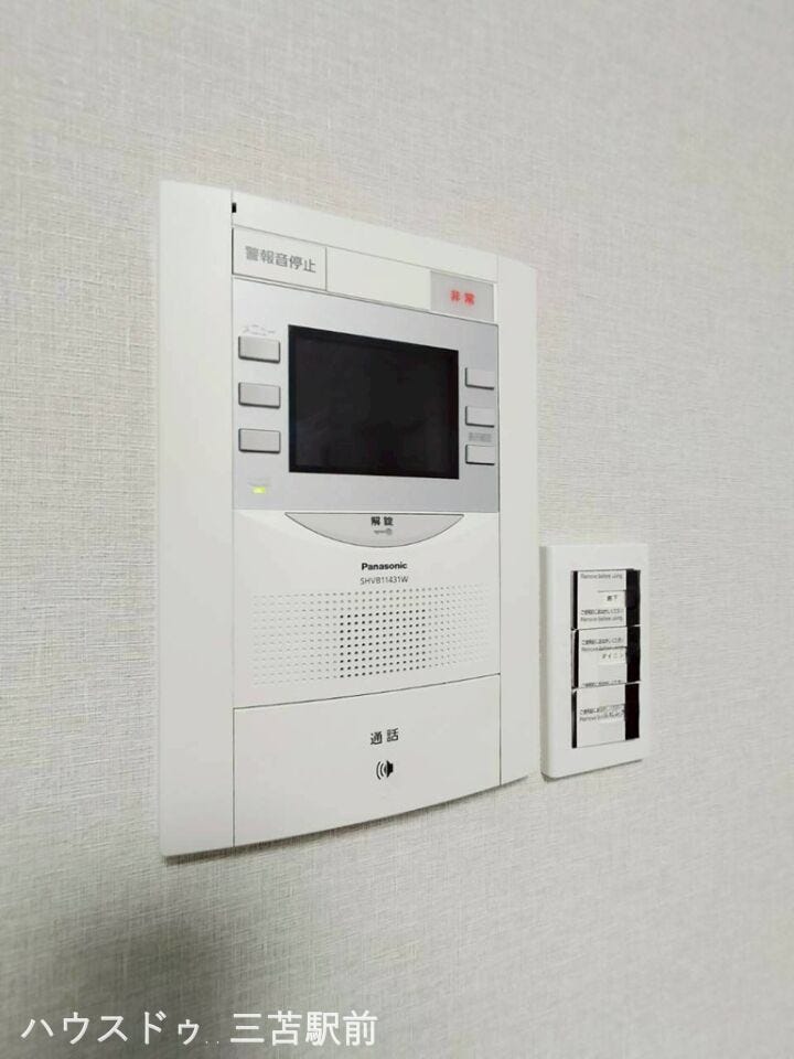《設備》モニター付きインターホン