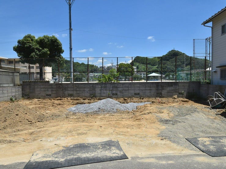 建設地を西側より撮影 2026.07.14